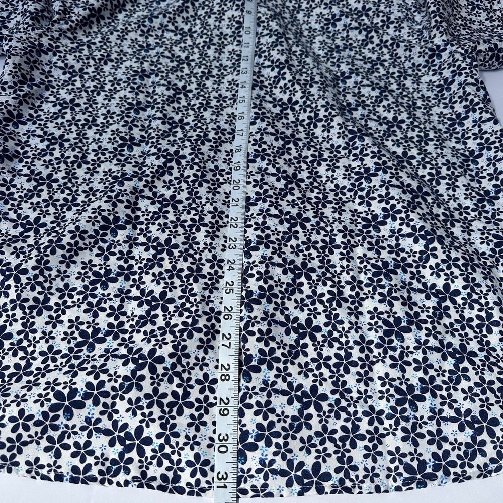 Men’s Silver Stone Brand Short Sleeved Shirt
Size XXL (New With Tags) - Picture 7 of 7